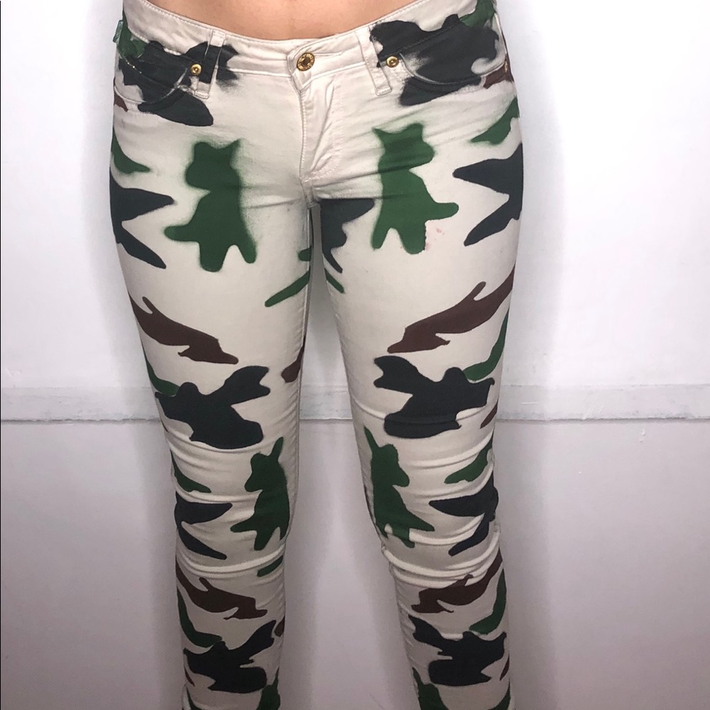 New Camouflage Women’s Robin’s Jean